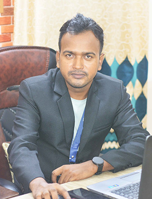 Al Amin Digital marketer in office